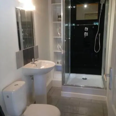 8 Complex, 53 People Maximum , Marriage, Birthdays, Family Get Togethers Doeuil-sur-le-Mignon