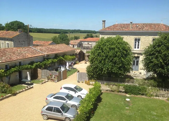 8 Complex, 53 People Maximum , Marriage, Birthdays, Family Get Togethers بيت للعطل *